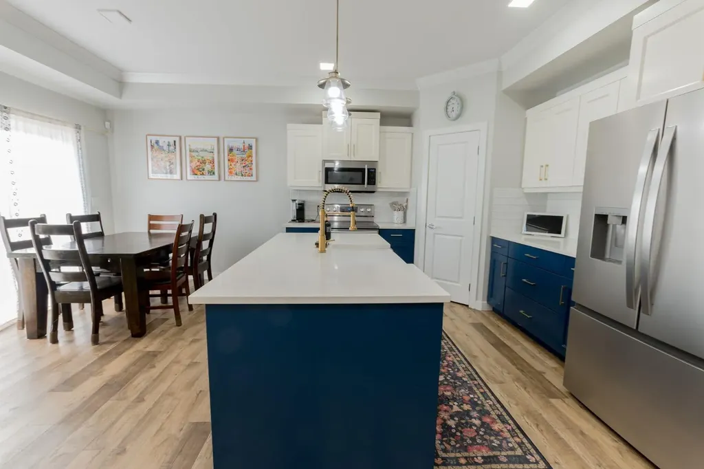 8841 85a Avenue Grande Prairie AB T8X 0R5