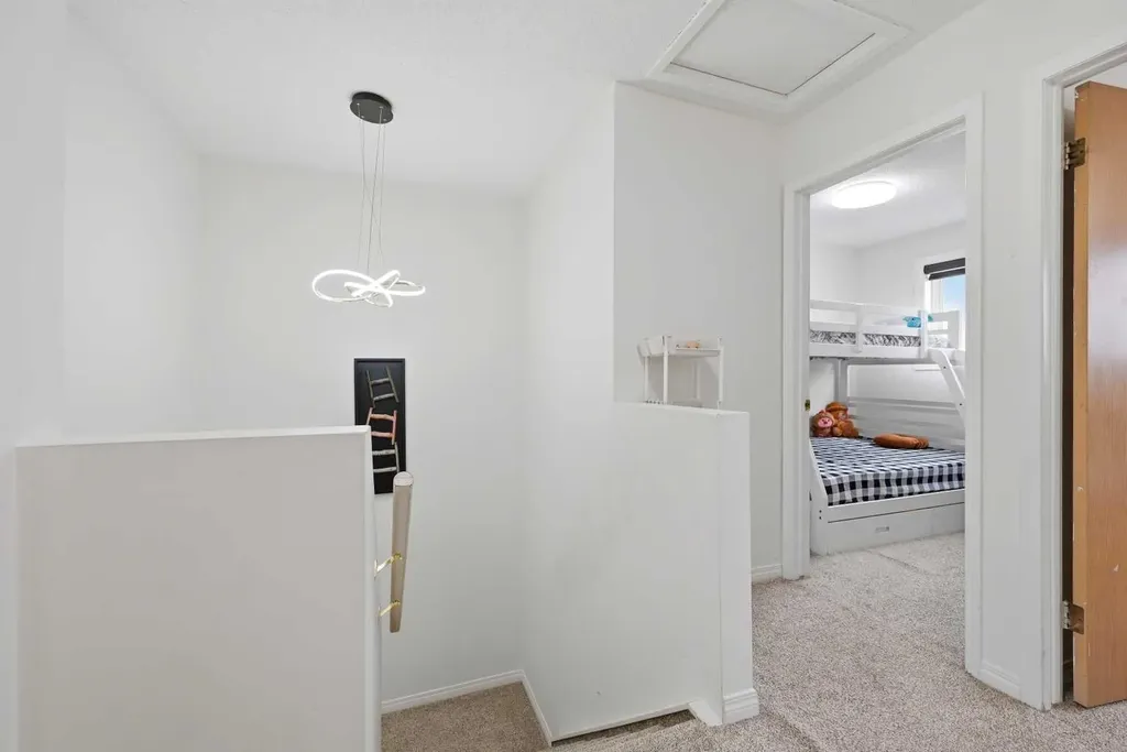 172 Castlebrook Road NE Calgary AB T3J 1P1