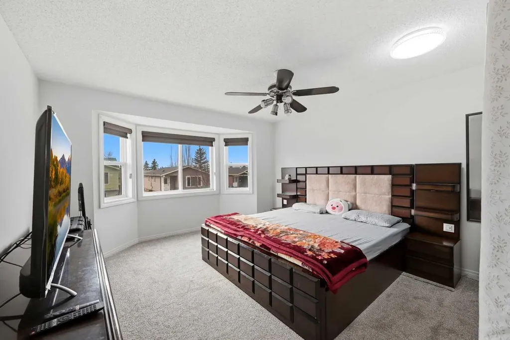172 Castlebrook Road NE Calgary AB T3J 1P1