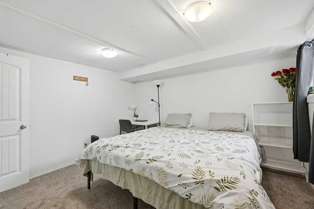 172 Castlebrook Road NE Calgary AB T3J 1P1