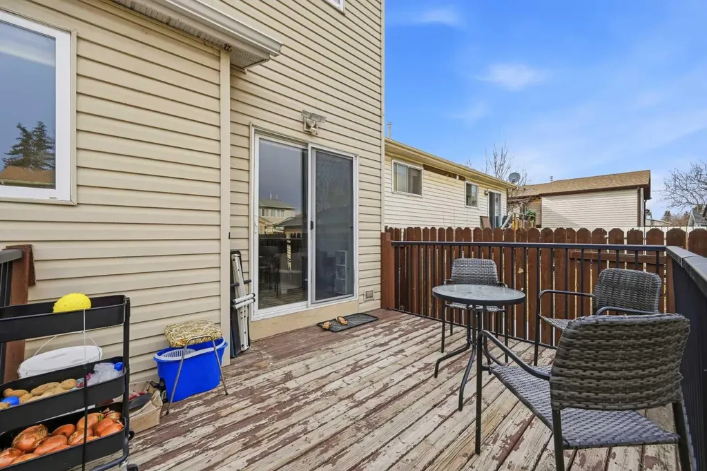 172 Castlebrook Road NE Calgary AB T3J 1P1