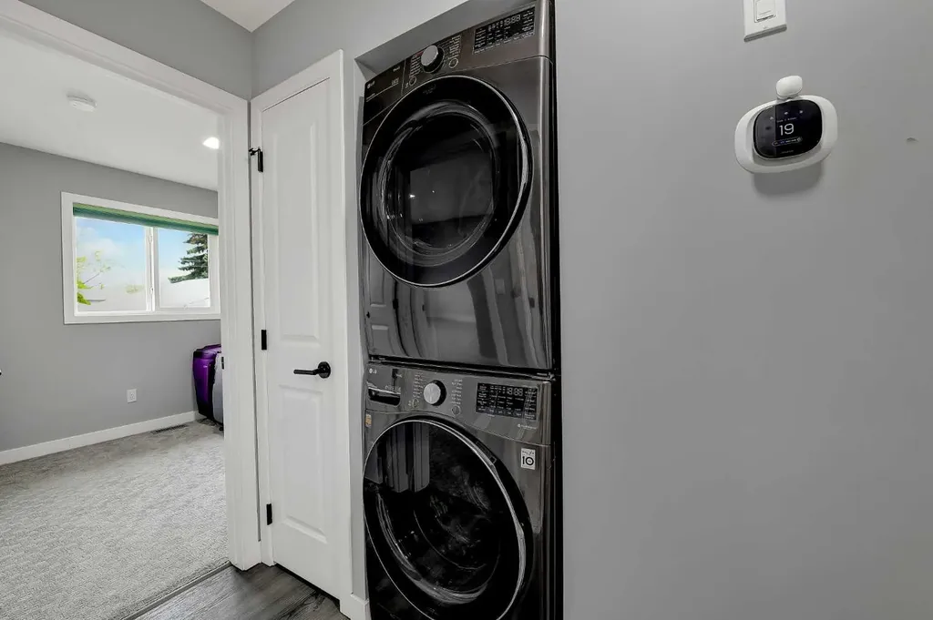9638 112 Avenue Grande Prairie AB T8V 3B8