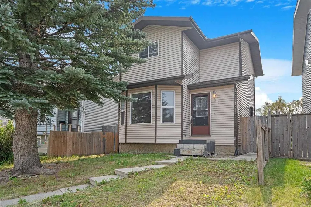61 Falmere Way NE Calgary AB T3J 2Y7