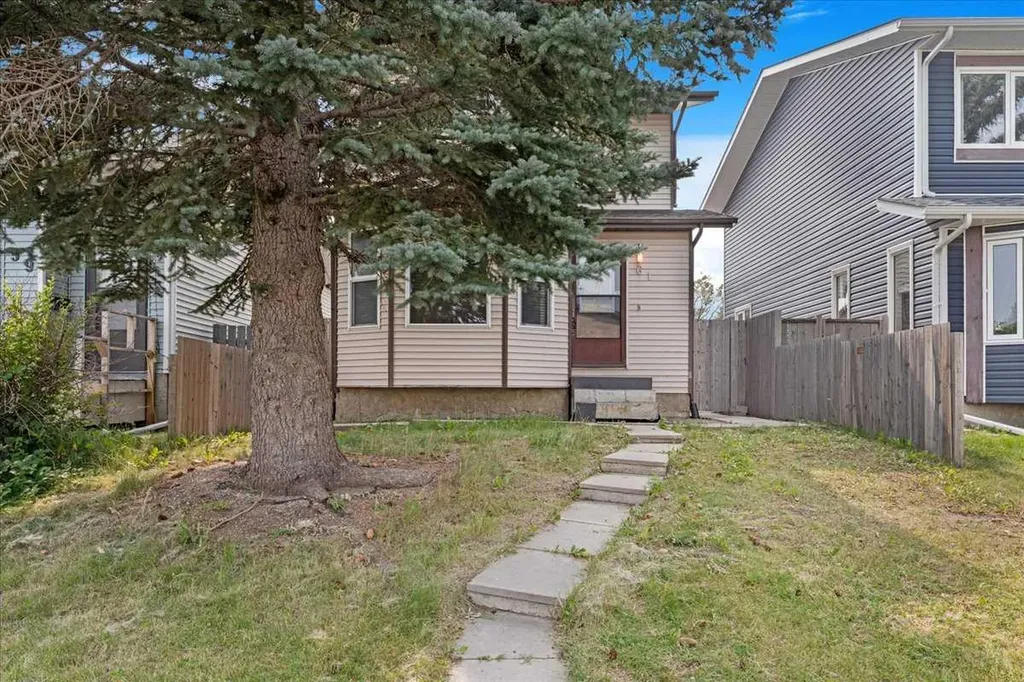 61 Falmere Way NE Calgary AB T3J 2Y7
