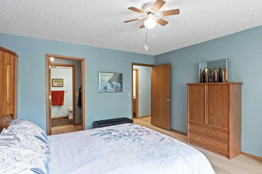 410 7 Street SW High River AB T1V 1B7