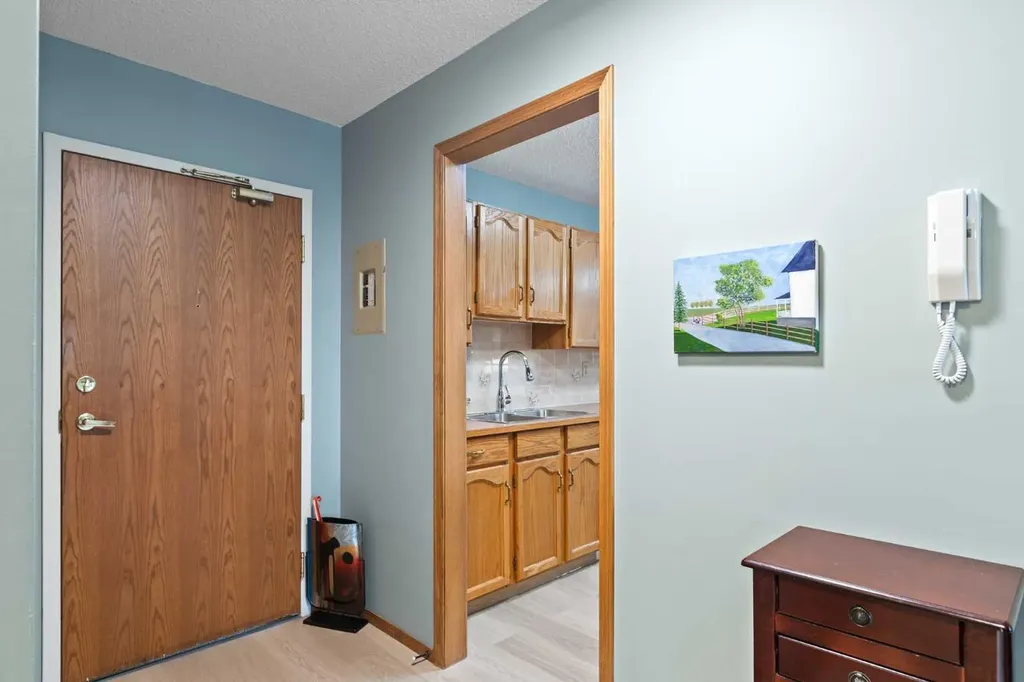 410 7 Street SW High River AB T1V 1B7