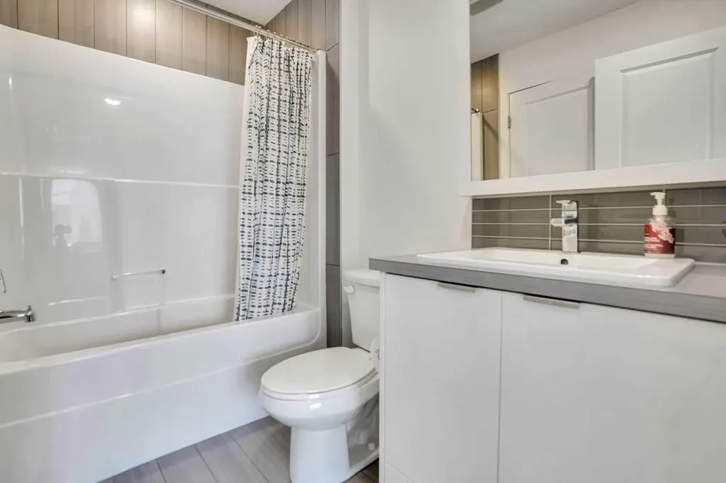 281 Walden Drive SE Calgary AB t2x0y4