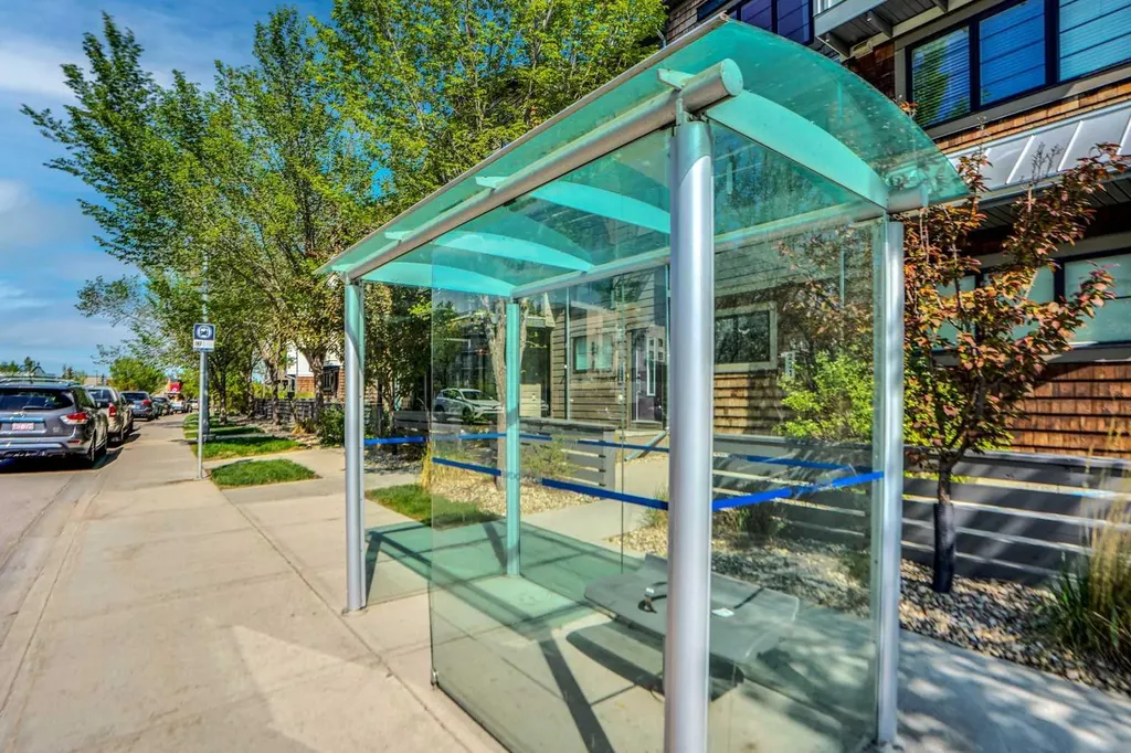 281 Walden Drive SE Calgary AB t2x0y4