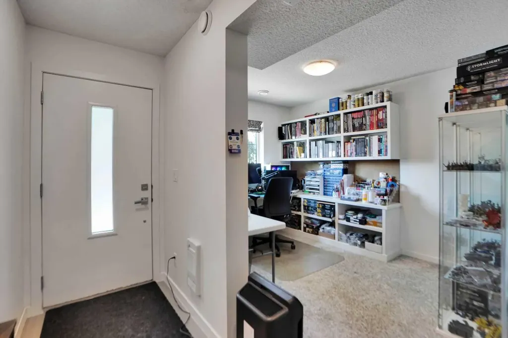 281 Walden Drive SE Calgary AB t2x0y4