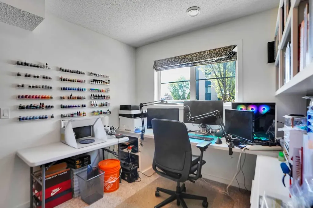 281 Walden Drive SE Calgary AB t2x0y4