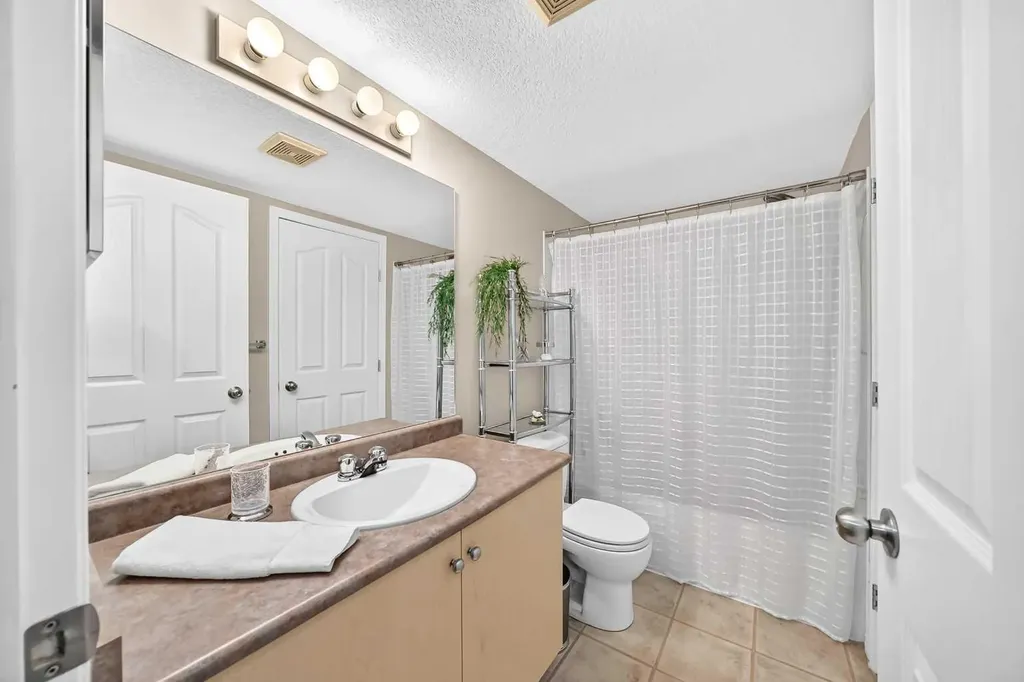 2395 Eversyde Avenue SW Calgary AB T3A 5H6
