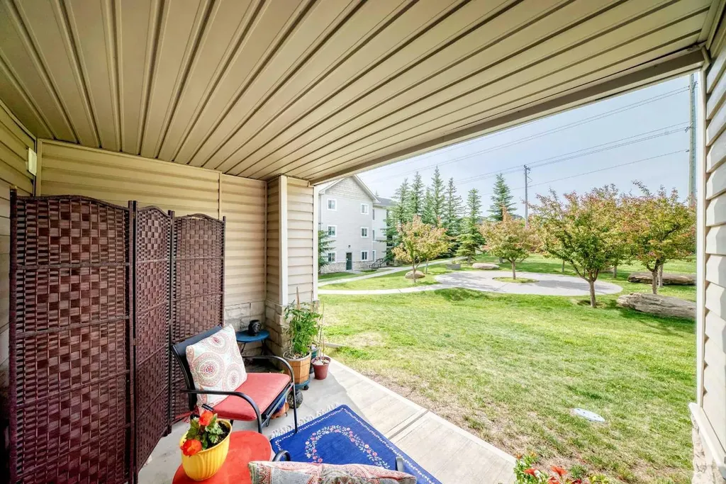 2395 Eversyde Avenue SW Calgary AB T3A 5H6