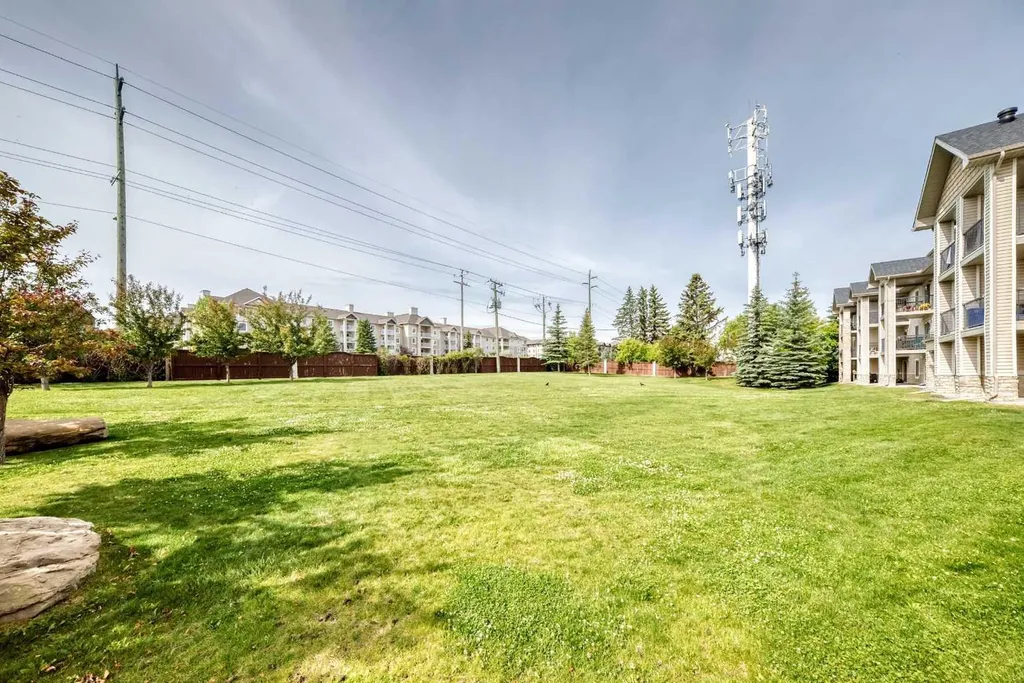 2395 Eversyde Avenue SW Calgary AB T3A 5H6