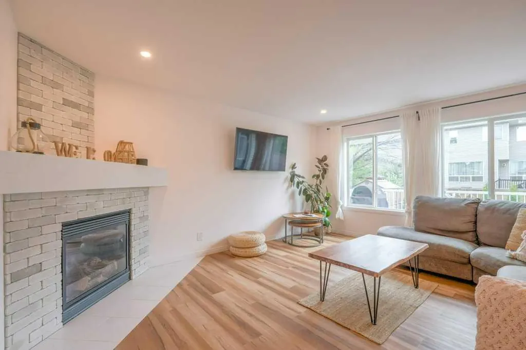 282 Chapalina Terrace SE Calgary AB T2X 0B2
