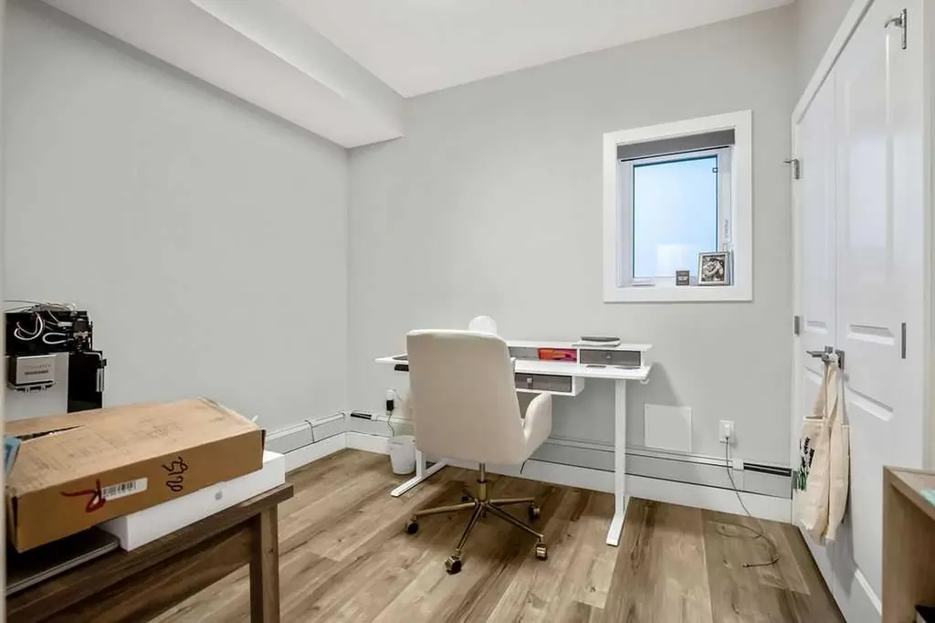 2226 Westmount Road NW Calgary AB T2N 3N4