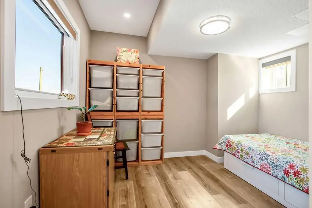 2226 Westmount Road NW Calgary AB T2N 3N4
