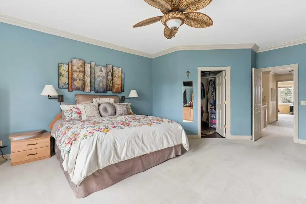 206 Paliswood Park SW Calgary AB T2V 5J4