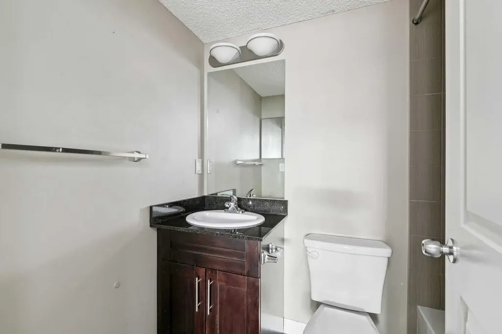625 Glenbow Drive Cochrane AB T4C 1E8