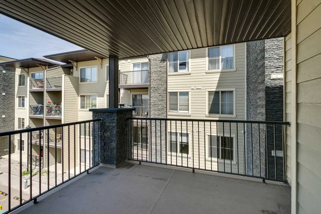 625 Glenbow Drive Cochrane AB T4C 1E8