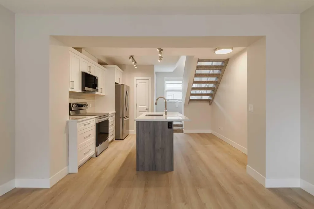 206 Aspen Hills Villas SW Calgary AB t3h 0H8