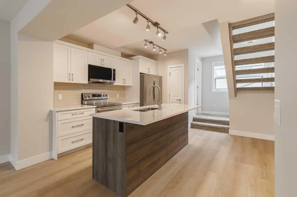 206 Aspen Hills Villas SW Calgary AB t3h 0H8