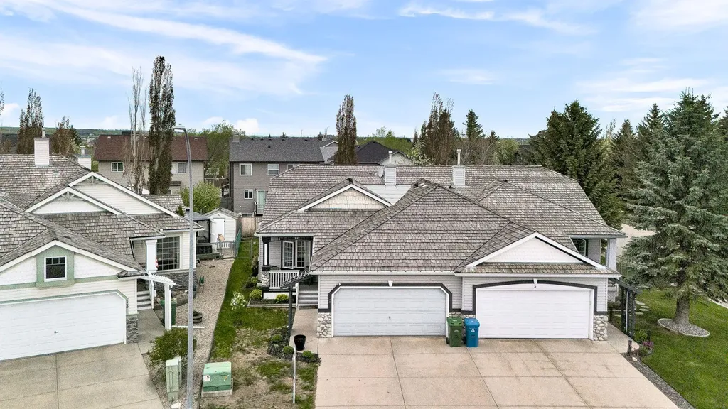 9 Chaparral Villas SE Calgary AB T2X 3N2
