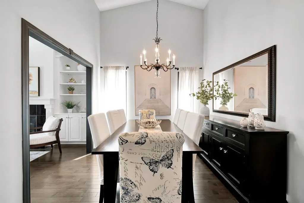 9 Chaparral Villas SE Calgary AB T2X 3N2