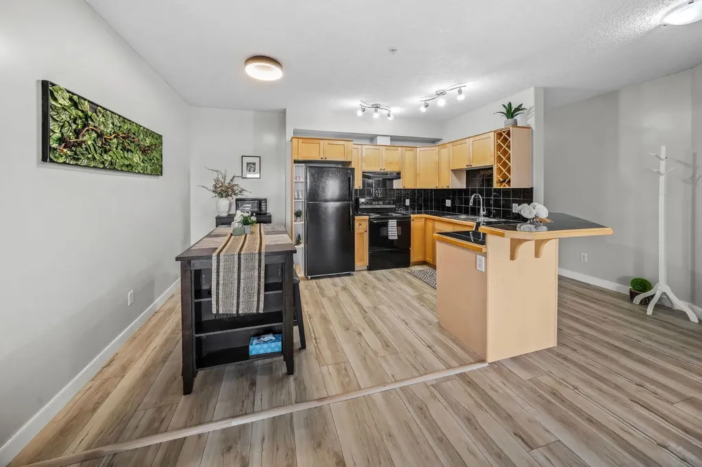 1800 14a Street SW Calgary AB T2T 6K3