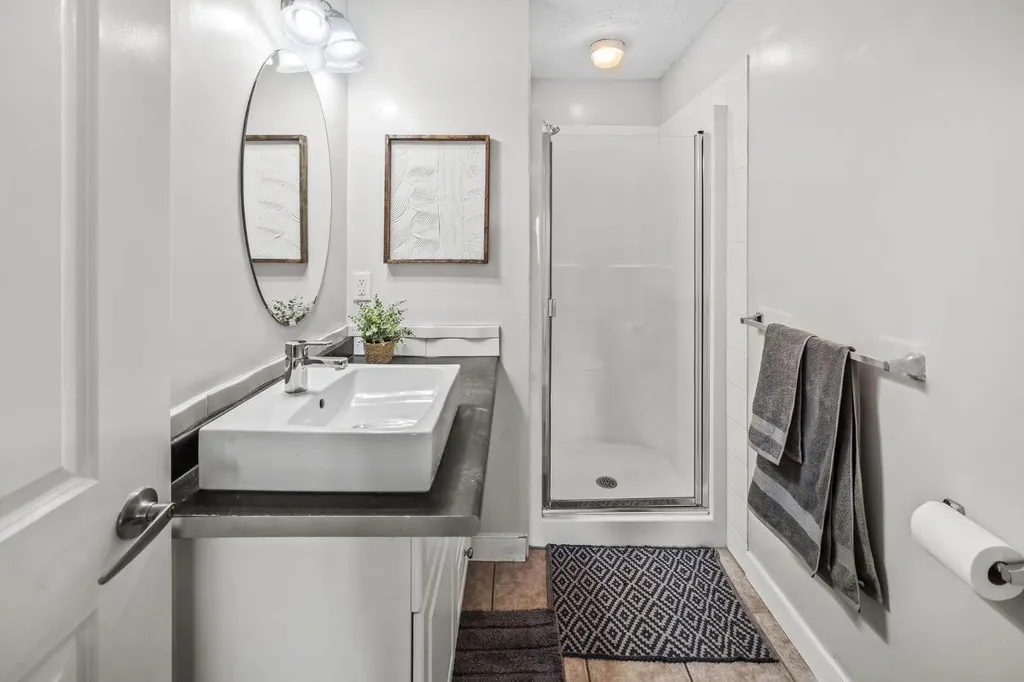 1800 14a Street SW Calgary AB T2T 6K3