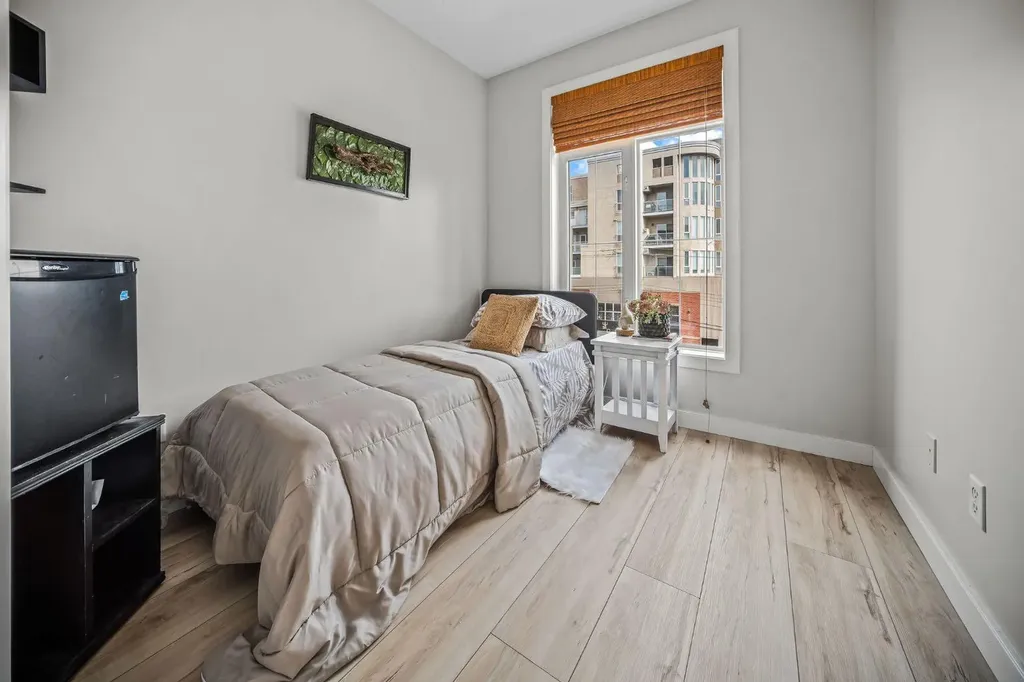 1800 14a Street SW Calgary AB T2T 6K3