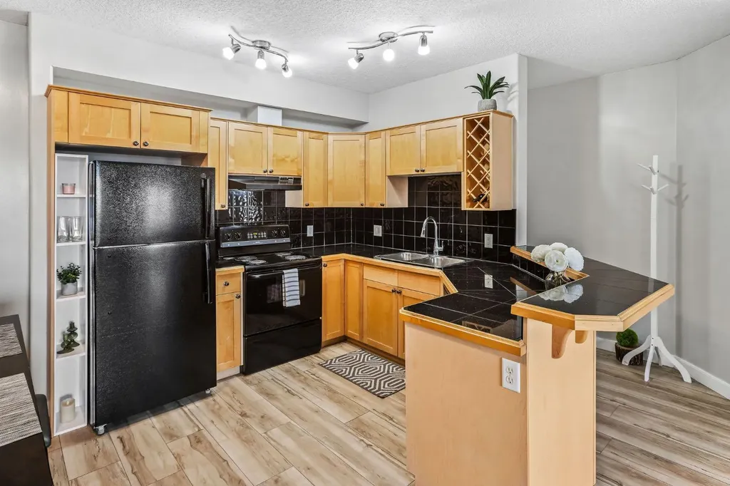 1800 14a Street SW Calgary AB T2T 6K3