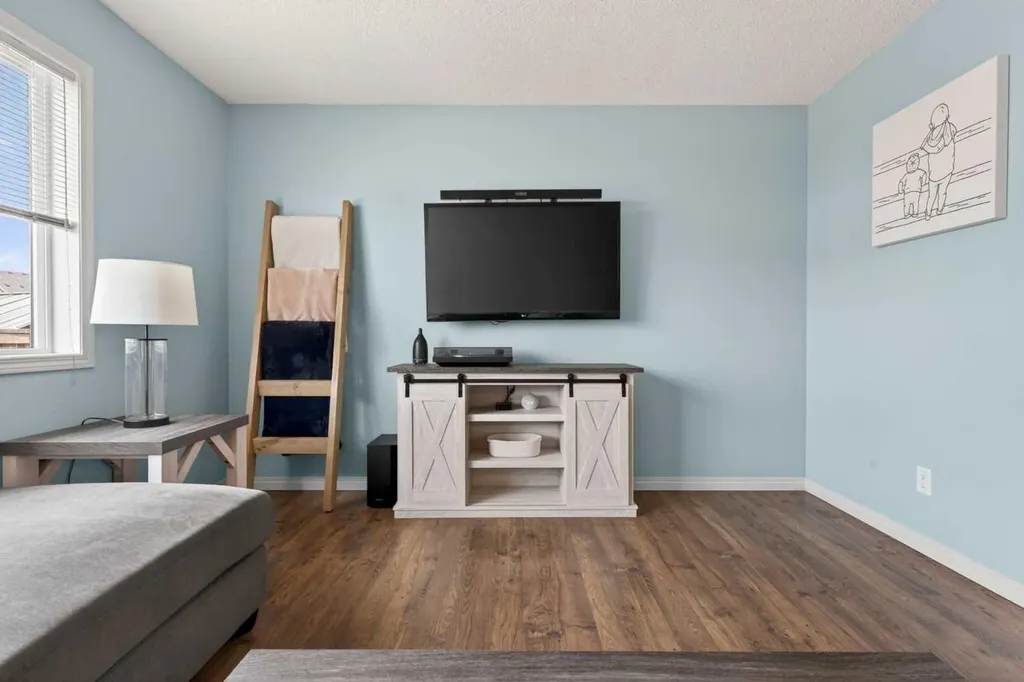 183 Copperpond Street SE Calgary AB T2Z 5B5