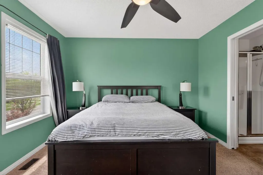 183 Copperpond Street SE Calgary AB T2Z 5B5