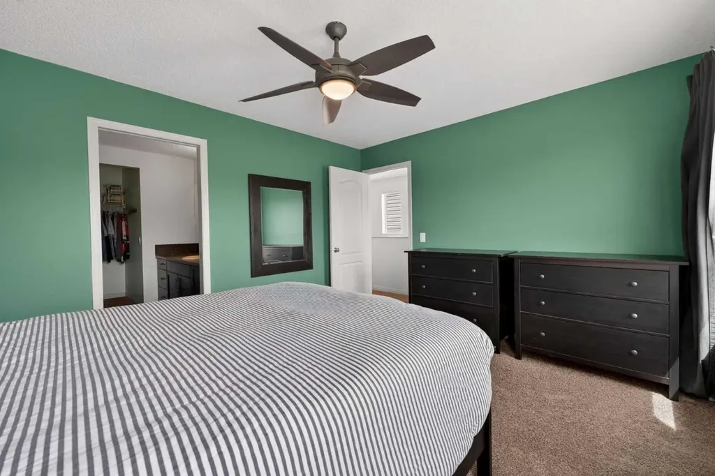 183 Copperpond Street SE Calgary AB T2Z 5B5