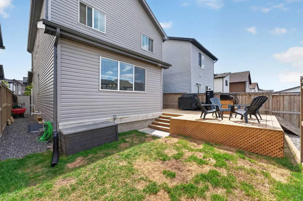 183 Copperpond Street SE Calgary AB T2Z 5B5