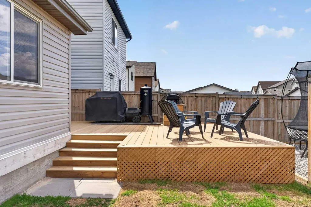 183 Copperpond Street SE Calgary AB T2Z 5B5