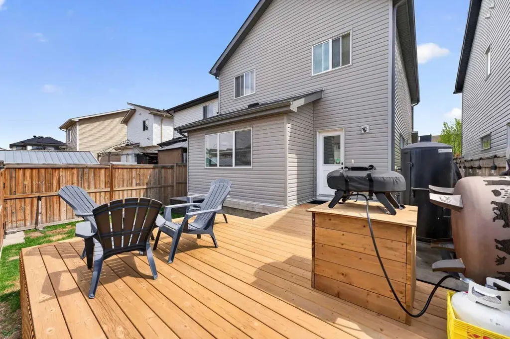 183 Copperpond Street SE Calgary AB T2Z 5B5