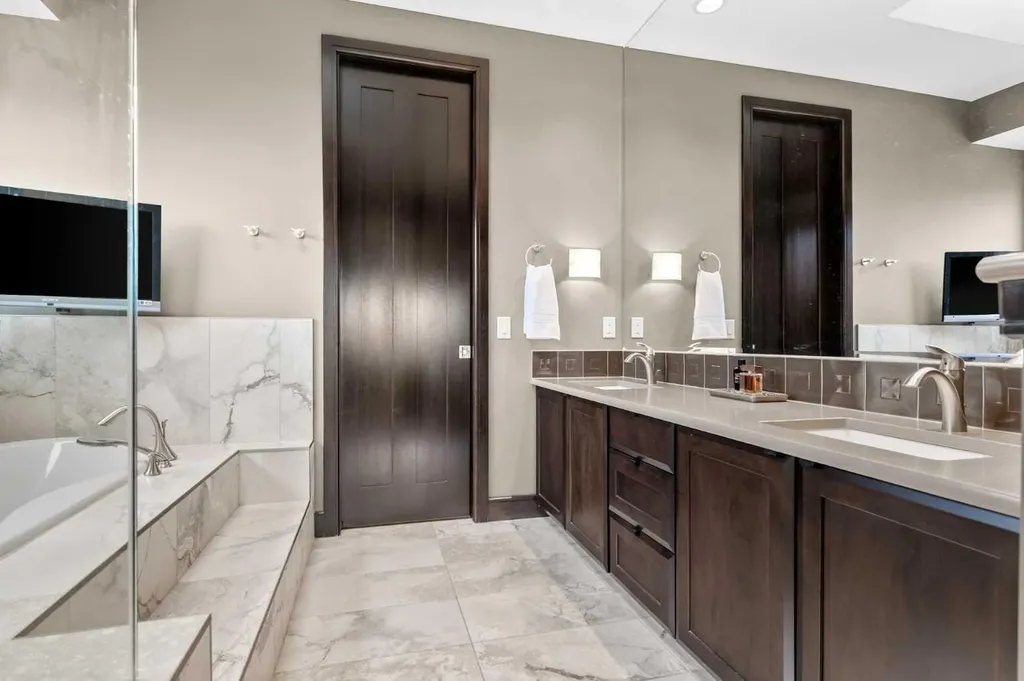 29 Quarry Court SE Calgary AB T2C 5E5