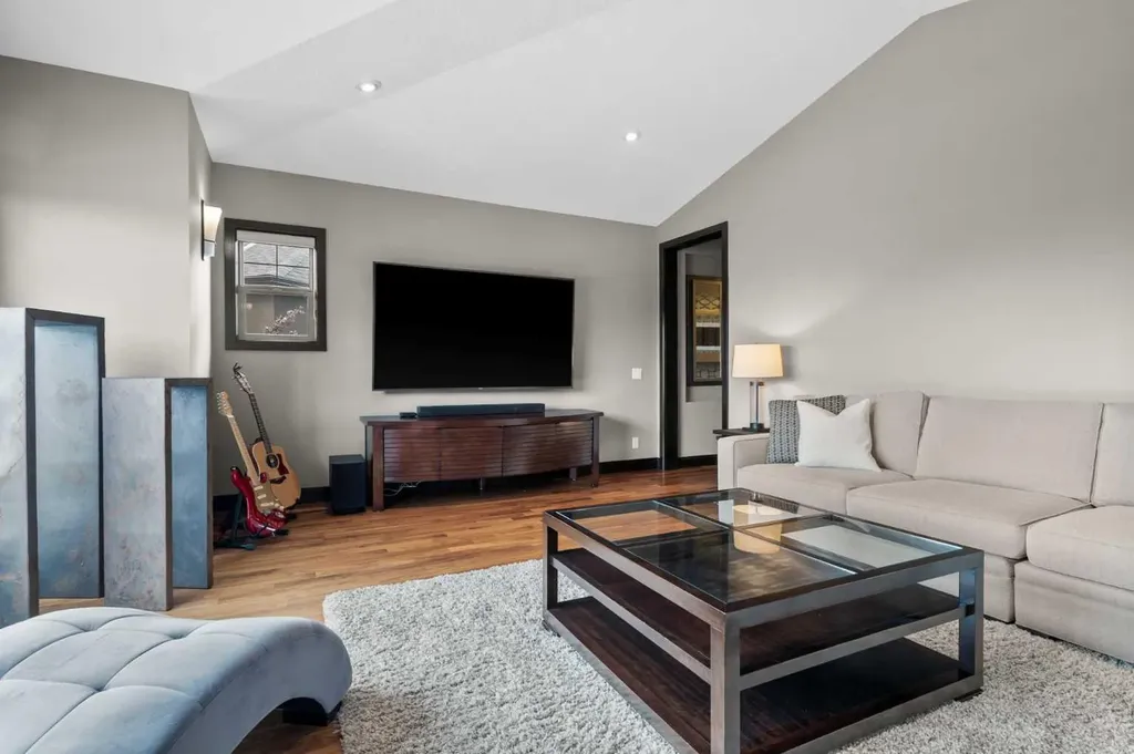 29 Quarry Court SE Calgary AB T2C 5E5