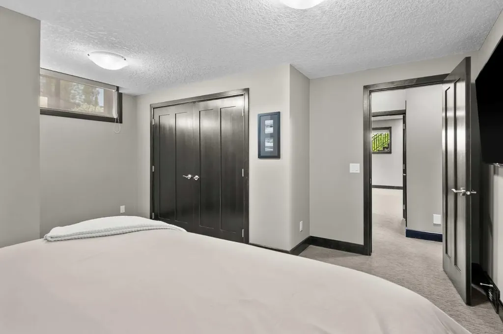 29 Quarry Court SE Calgary AB T2C 5E5