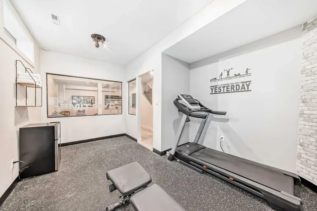 47 Canterbury Court SW Calgary AB T2W 6C2