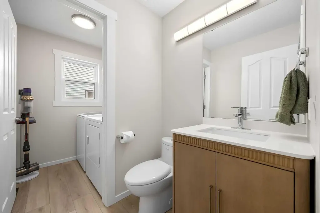 53 Riverview Close Cochrane AB T4C 1K7