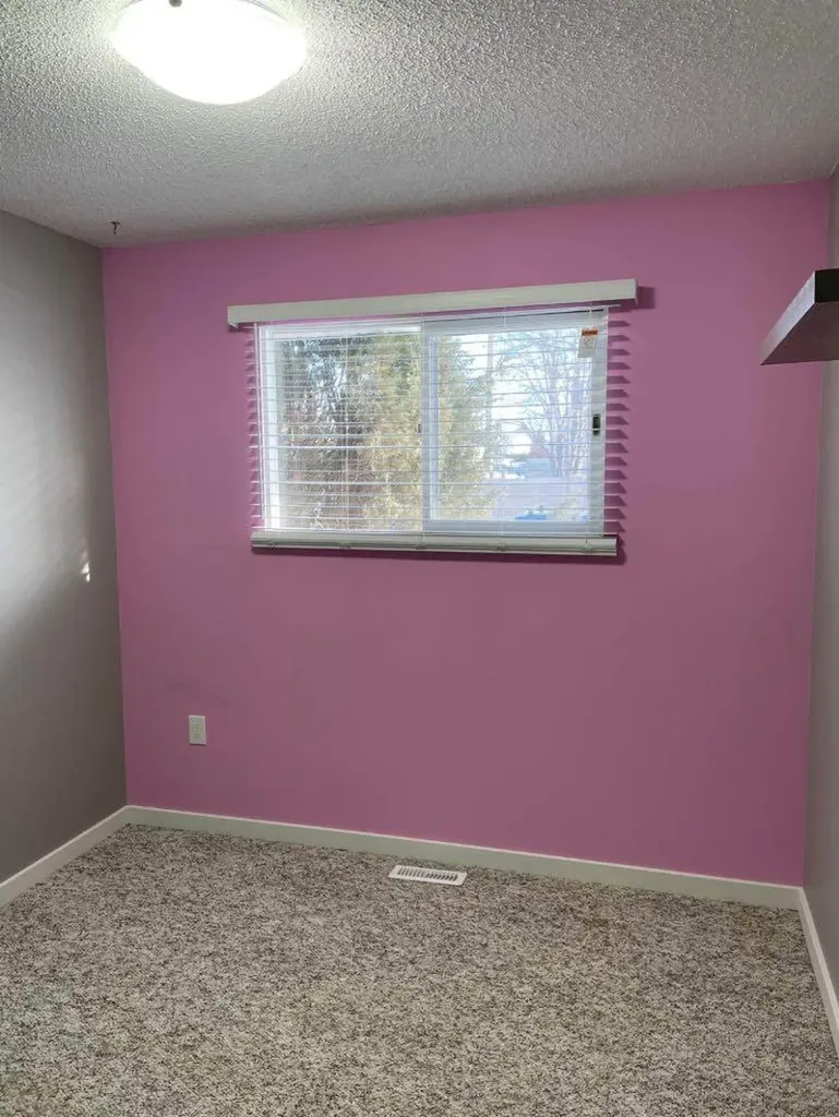 794 Black Boulevard NW Medicine Hat AB T1A 7B4