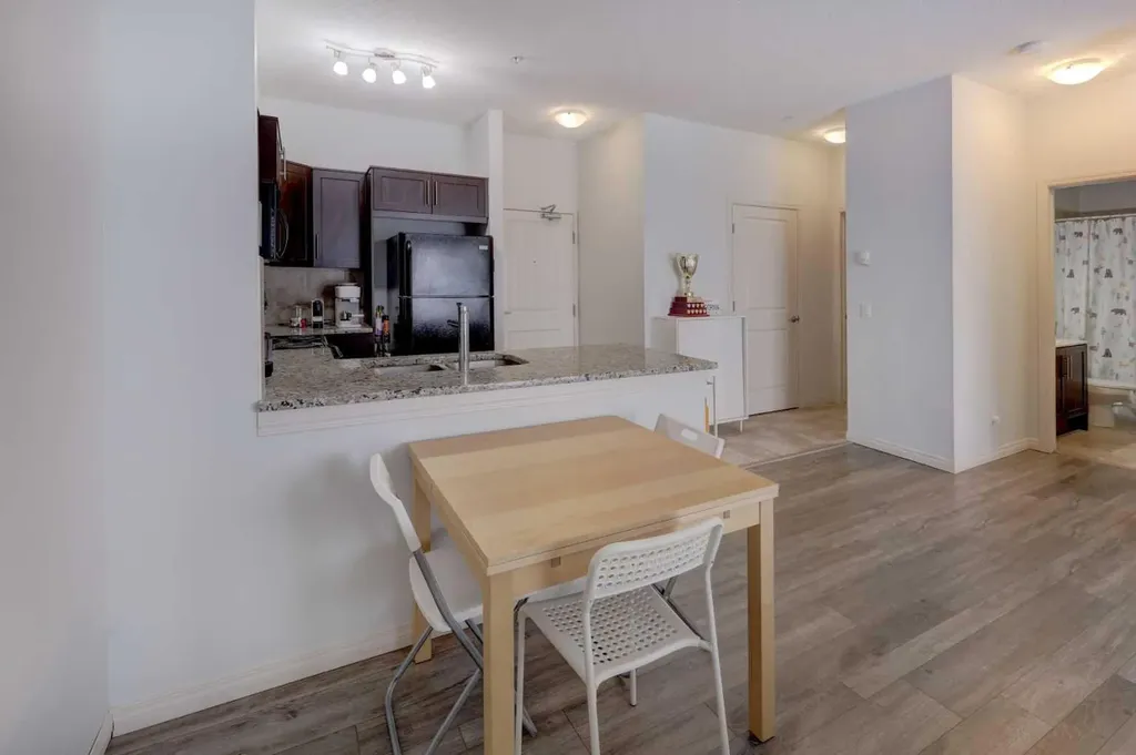 1540 Sherwood Boulevard NW Calgary AB T3R 0K5