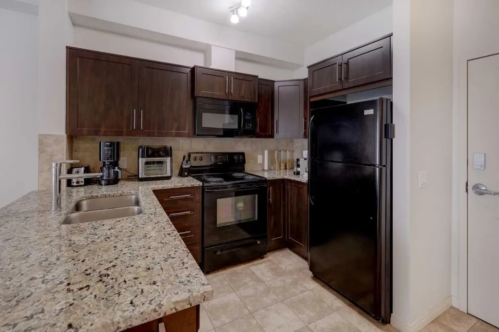1540 Sherwood Boulevard NW Calgary AB T3R 0K5