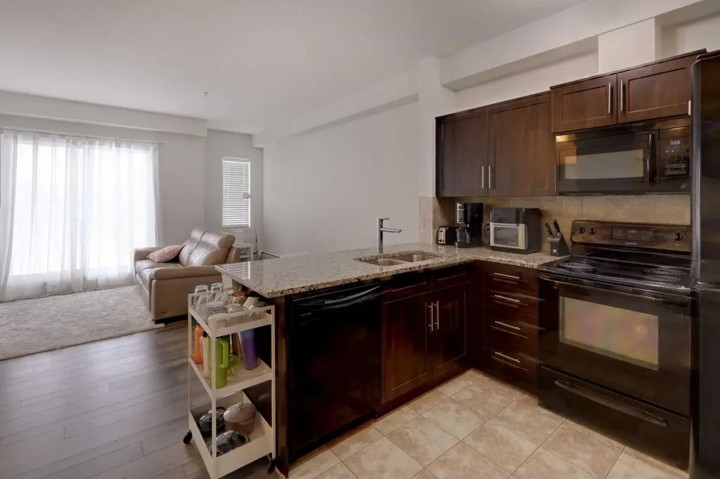 1540 Sherwood Boulevard NW Calgary AB T3R 0K5