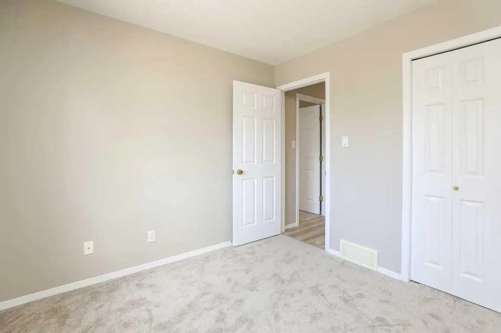 720 Heritage Boulevard W Lethbridge AB T1K 7X2