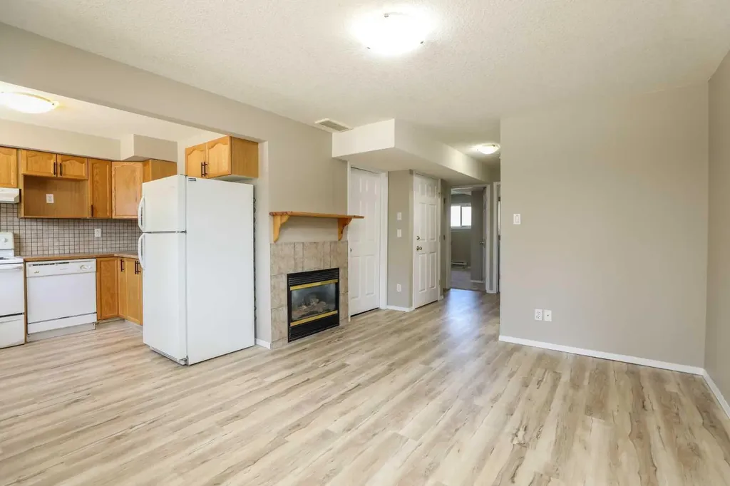 720 Heritage Boulevard W Lethbridge AB T1K 7X2