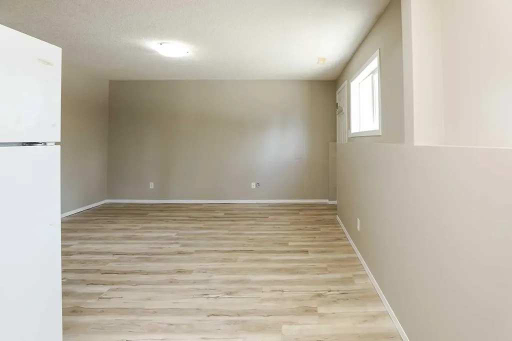 720 Heritage Boulevard W Lethbridge AB T1K 7X2
