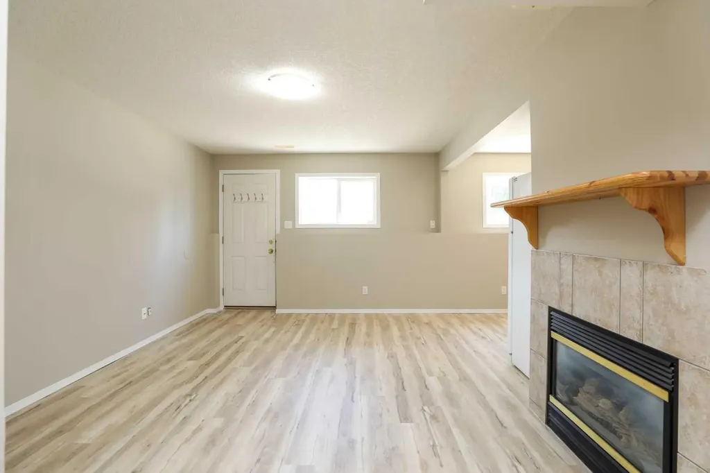 720 Heritage Boulevard W Lethbridge AB T1K 7X2